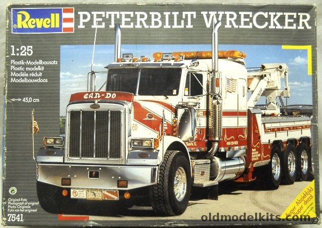 Revell 1/25 Peterbilt 379 Wrecker Truck, 7541